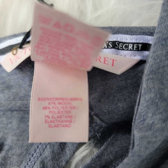 2/$20 NWT Victoria's Secret Open-back Tank S - Picture 6 of 10